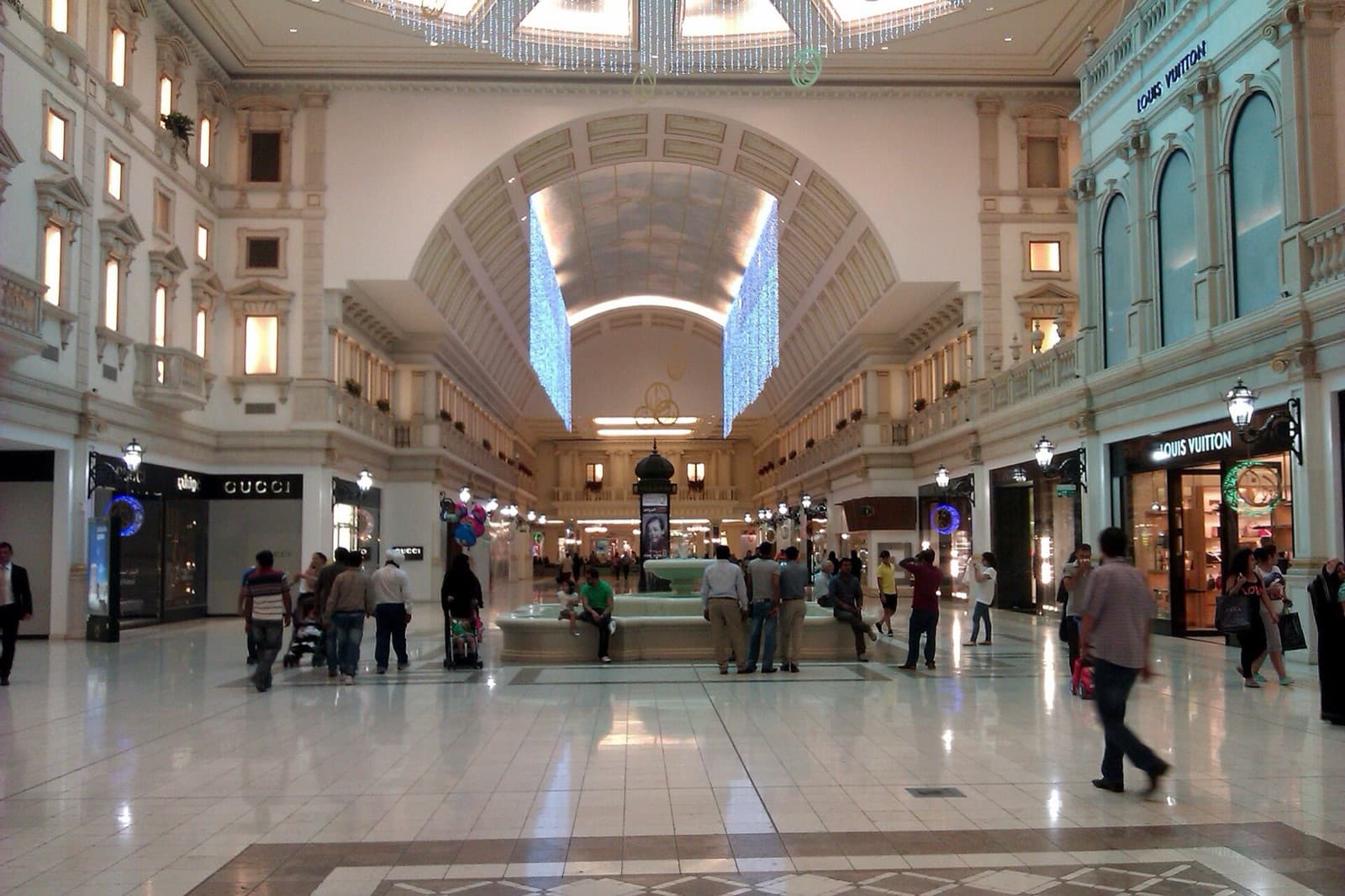 威尼斯商场(Villaggio Mall)